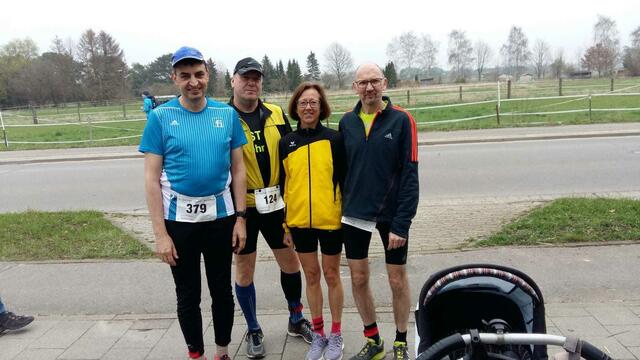 PSV Rot-Gold Lehrte: Halbmarathon Eichler, Beck, Anton, Zittier | Foto: Mandy Krause