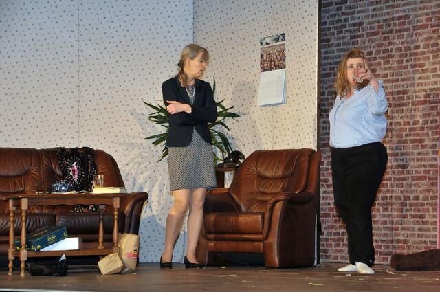 Probenfotos von "Ein ungleiches Paar" des Südstädter Komöd'chens