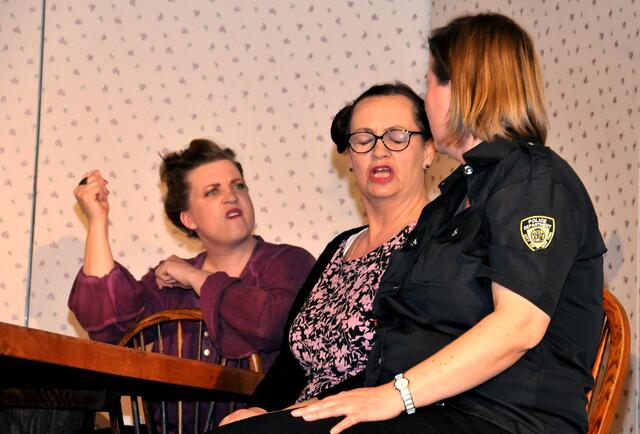 Probenfotos von "Ein ungleiches Paar" des Südstädter Komöd'chens