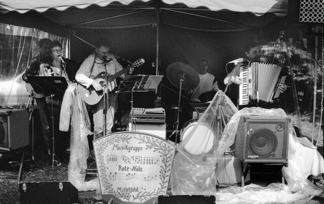 Die Band "Rote Note" aus Mittelfeld