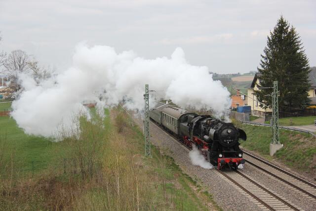 Baureihe 52 hinter Ruppertsgrün
