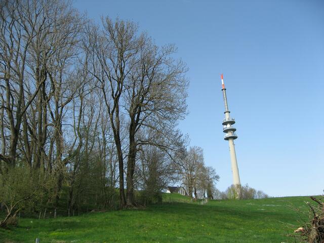 Der "schiefe Turm von...?" - Man möchte es fast glauben. Aber nein, das sieht nur so aus...