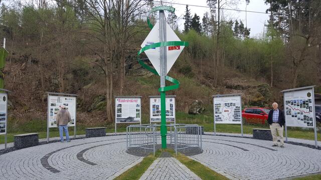 Wander-Drehkreuz "Rennsteig" in Unterreichenstein/Blankenstein.
