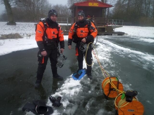 Platz 8 - Eistauchen ! (60 Stimmen) | Foto: DLRG Ortsgruppe Heuchelheim e.V.