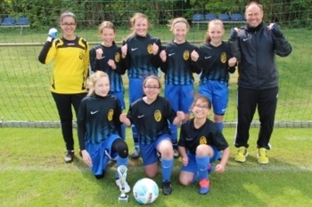 Sieger D-Juniorinnen VGH Girls Cup 2019 Vorrunde in Heessel JFC Kaspel 09