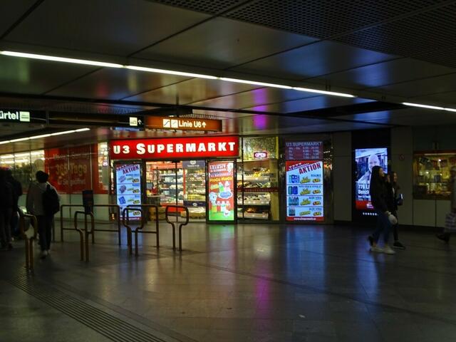Wiener Westbahnhof