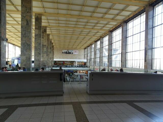 Wiener Westbahnhof
