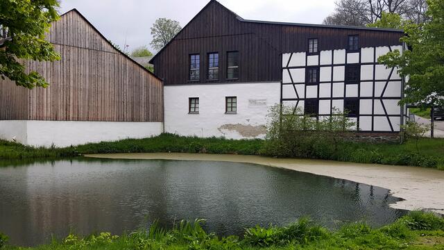 Dorfteich (ehem. West) Aufgang zum Museumsgebäude