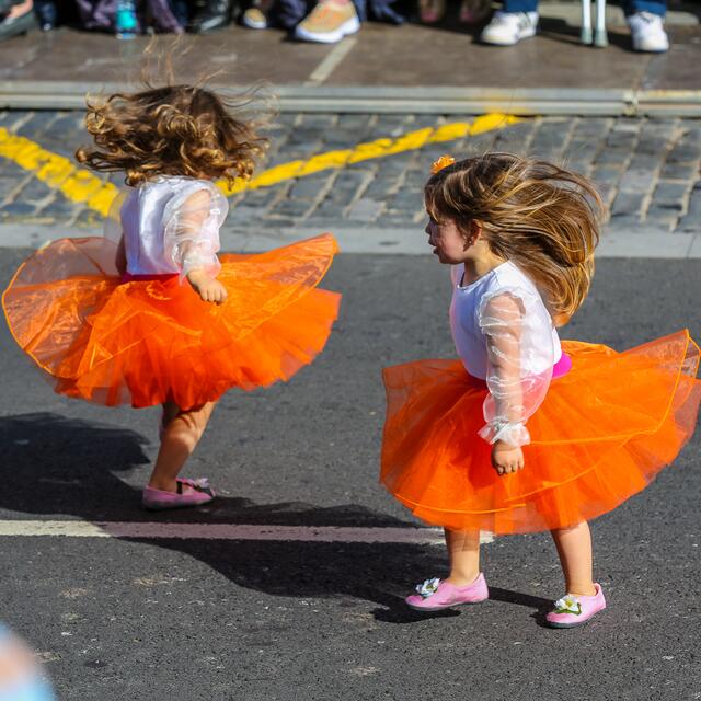 Hey, let's ROCK the Street!