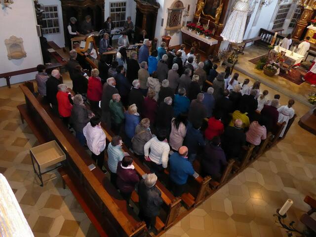 Fast alle Plätze, auch auf den Emporen, waren am Muttertag in der Wallfahrtskirche in Buggenhofen belegt.