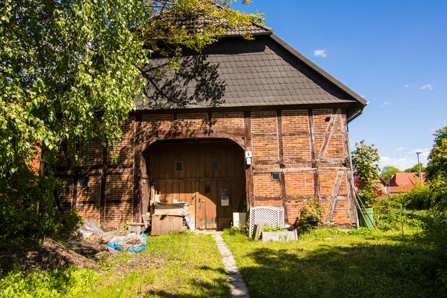 Rotdornalle f/8;1/200;ISO100;16mm