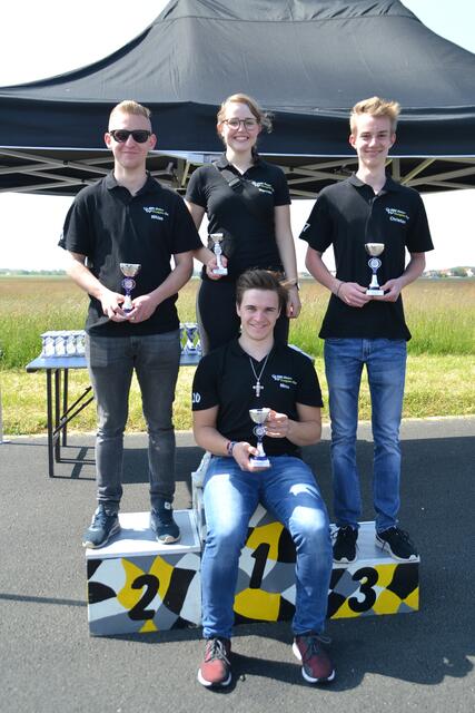Niklas, Hannah, Christian, Mirco