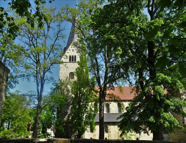 Südseite der Basilika