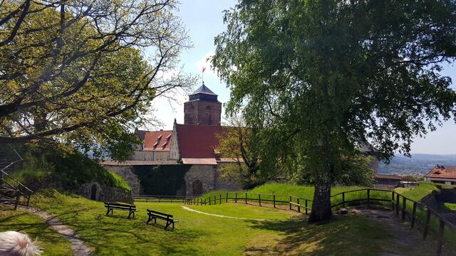 Blick von Bastion II auf die Kernburg in Richtung Süd
