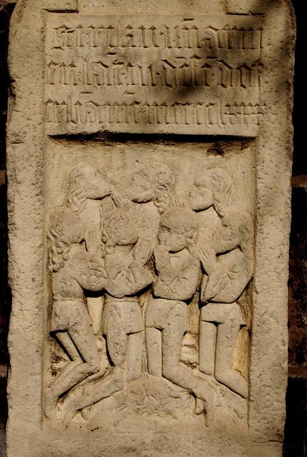 Die sieben Verteidiger der Landwehr sollen an dieser Stelle getötet worden sein. Die Geschichte ist in die Hannoversche Sagenwelt eingegangen.