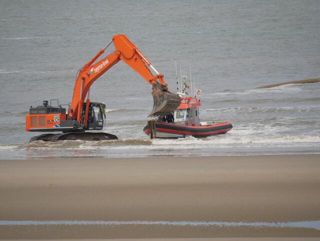 Keine Ahnung, ob da angebaggert wurde....