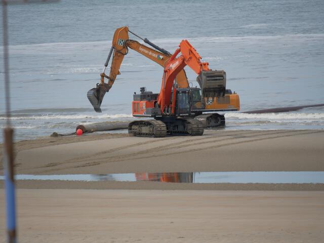 Es wurde dann einfach vom Schiff (Leanne) abgeschleppt.