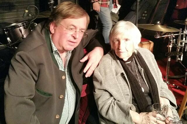 jüdische Auschwitzüberlebende Esther Bejarano und Journalist Erich Neumann