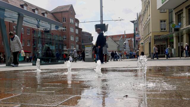 Fontänenanlage auf dem Marienplatz. Foto: Helmut Kuzina