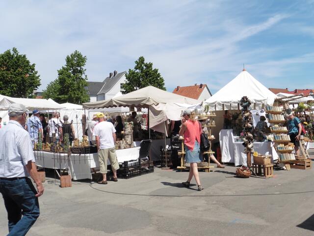 Der traditionelle Töpfermarkt auf dem Museumsplatz