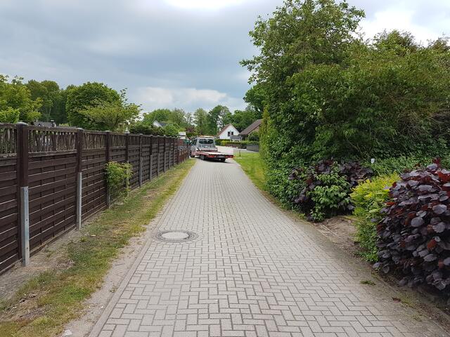 Der ADFC-Abschleppwagen biegt schon ein ....