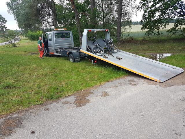 Eigentlich hätte auch mehr drauf gepasst, bei dieser Aktion der 24-Stunden-Pannenhilfe des ADFC ... Eintritt in den ADFC mit Rabatt-Code: https://www.adfc.de/formulare/beitrittserklaerung-fuer-einstiegsmitglieder/?aktionscode=62-F21