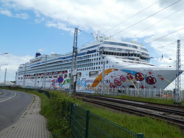 Kreuzfahrtschiff Norwegian Pearl