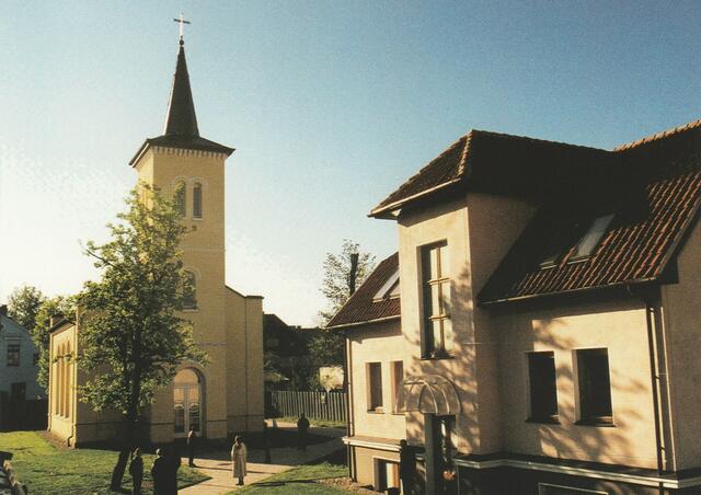 Salzburger Kirche + Diakoniezentrum "Haus Salzburg" in Gumbinnen | Foto: Manfred Perrey