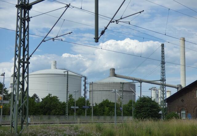 Die Zuckerfabrik nutzt auch den Gleisanschluss