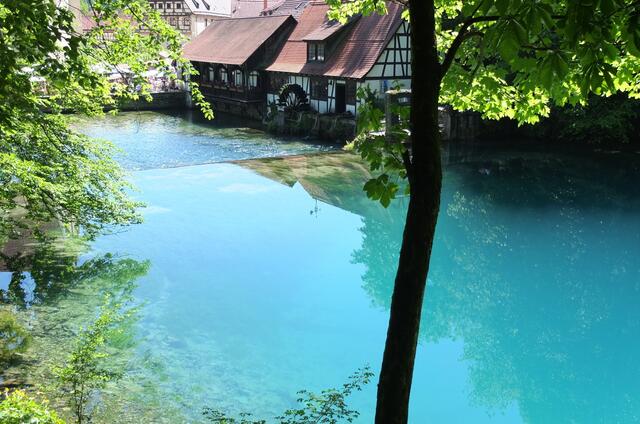 Der Blautopf und die alte Schmiede | Foto: Peter Henkel
