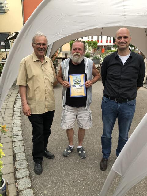 300 Spiele Georg Gabriel (mitte)