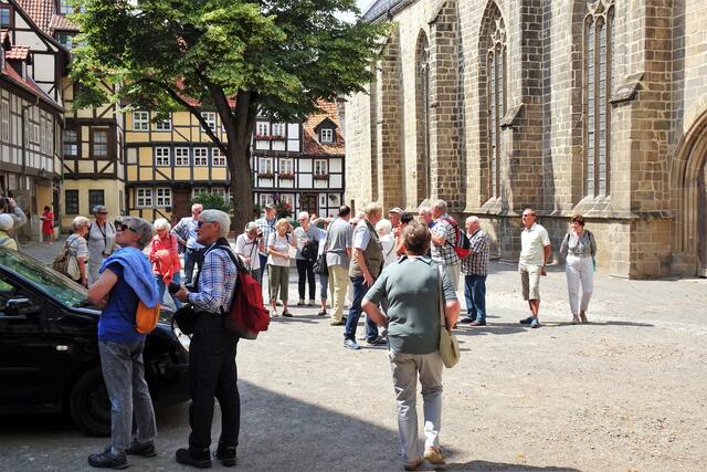 am Kirchhof der Marktkirche St. Benedktii