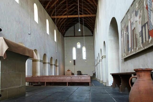 Blick in das Kirchenschiff