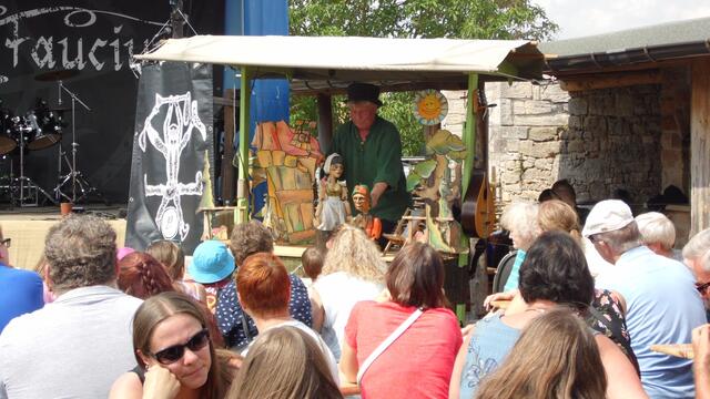 Das Querfurter Burgfest ist das größte Historienspektakel seiner Art im Saalekreis. Ein Besuch lohnt sich !