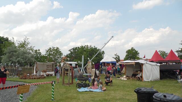 Das Querfurter Burgfest ist das größte Historienspektakel seiner Art im Saalekreis. Ein Besuch lohnt sich !