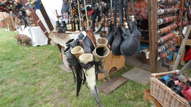 Das Querfurter Burgfest ist das größte Historienspektakel seiner Art im Saalekreis. Ein Besuch lohnt sich !