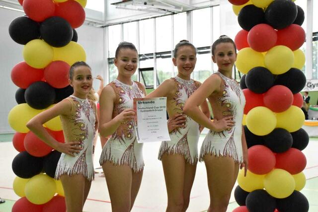 Können es kaum fassen: Rebecca Kirner, Ornella Vargiu, Sophie Maurer und Anna Helwig verpassen nur knapp den dritten Platz