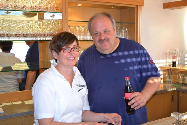 Janina Behrens, 1. Vorsitzende SV Sehnde, und Andreas Schnabel, 1. Schiesssportleiter