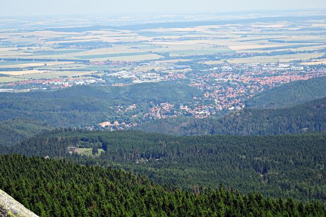 Ilsenburg von den Leistenklippen aufgenommen