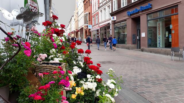 In der Fußgängerzone der Altstadt: Die "Hegede". Foto: Helmut Kuzina