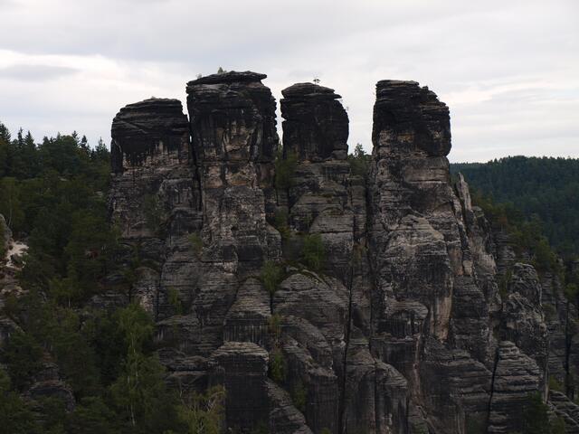 Müsste der Gansfelsen sein