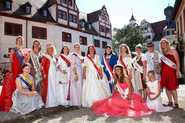 Hoheitenfoto Schloss Glauchau 2019