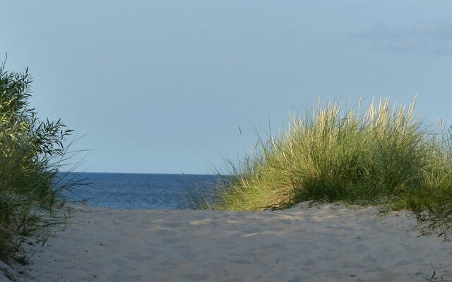 Meerblick - "Unser" Lieblingszugang zum Meer... an Badetagen! Wassertemperatur 20°Grad Celsius!