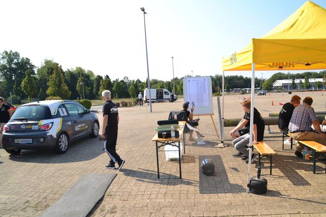 Warten am Vorstart