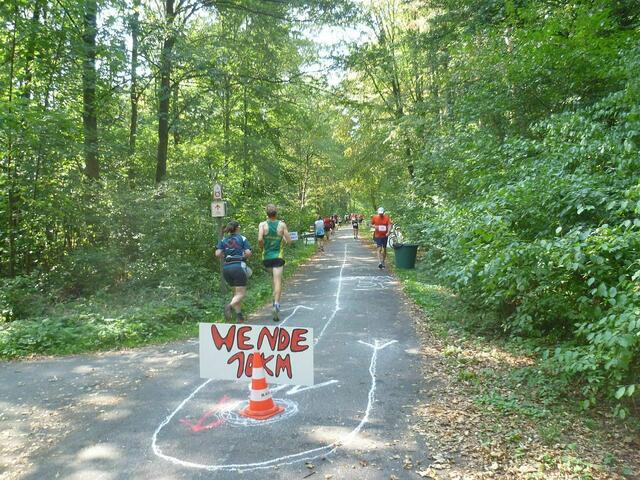 10 km: Wendemarke.