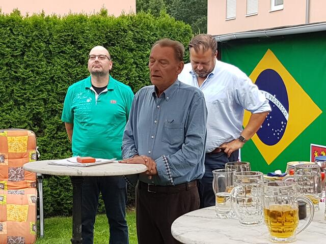 Der stellvertretene Bürgermeister Bernhard Döhner begrüßte und beglückwünschte die Freundschaft offiziell im Auftrag der Stadt Langenhagen.