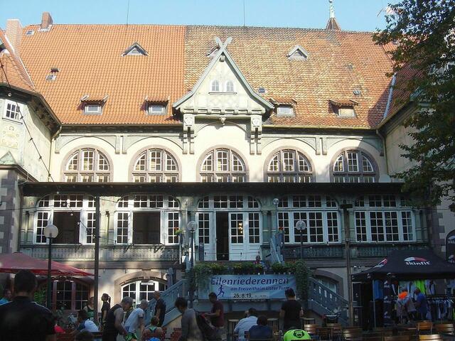Organisationsbüro des Eilenriederennens für einen Sonntag Vormittag: Freizeitheim „Lister Turm“ Hannover.