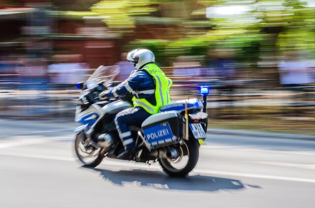 die Polizei darf nicht fehlen