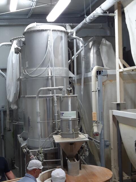 Getreide- bzw. Mehlsilos