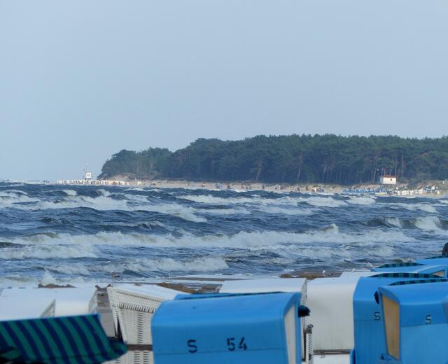 Seltsam! Ich hatte die Ostsee aus Kindertagen als das ruhige Gegenstück zur Nordsee in der Erinnerung. Ich wurde eines Besseren belehrt.